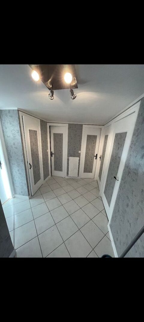  Appartement � louer 3/4 pi�ces 70 m�