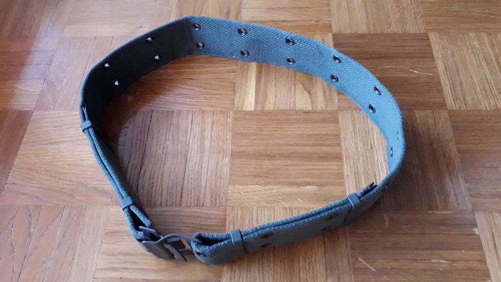 Ceinturon combat travail
Vêtements
