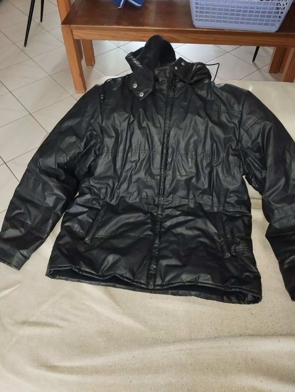 Manteau d'hiver femme avec capuche Vêtements