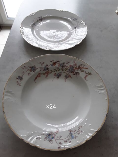 Service de table porcelaine fine  150 cully (69)
