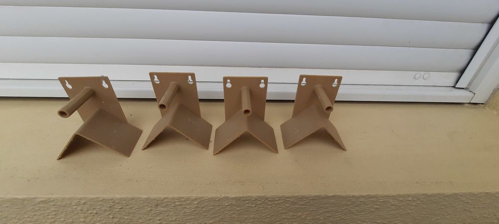   Supports pour oiseaux 