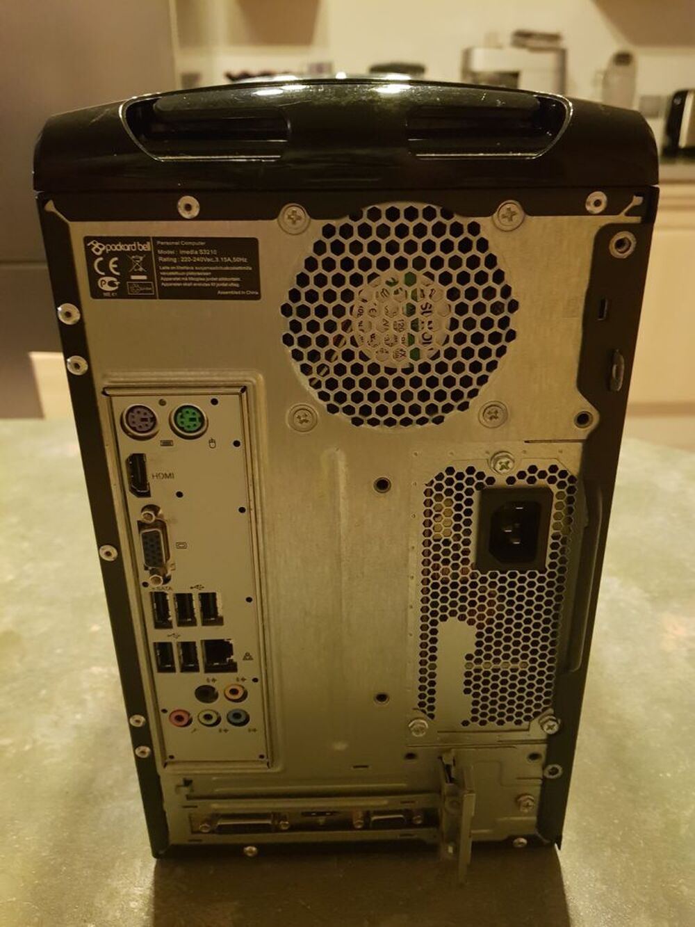 PC tour Packard bell imedia 3210 Win 10 Matériel informatique