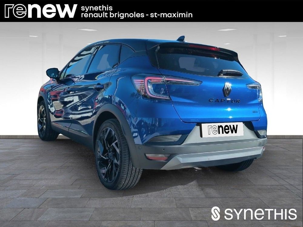 Captur E-Tech full hybrid 160 ch esprit Alpine 2026 occasion 83170 Brignoles