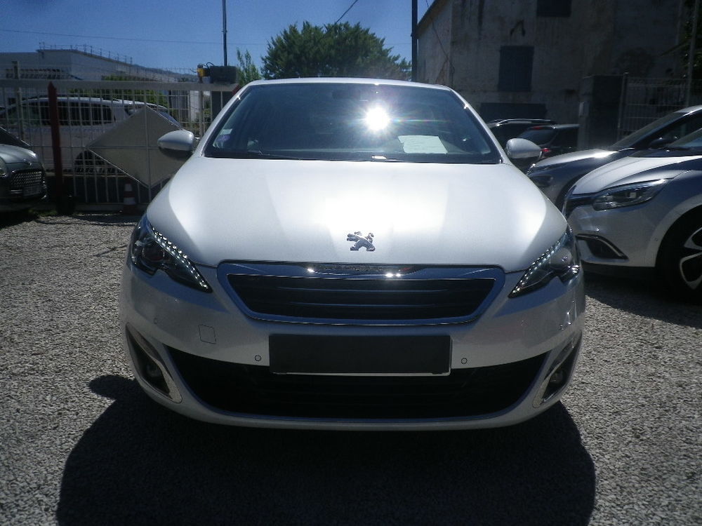 308 1.2 PureTech 130ch S&S BVM6 Allure 2016 occasion 13400 Aubagne