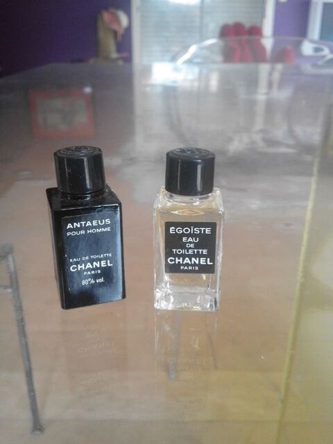 Miniature de parfum  4 Vannes (56)