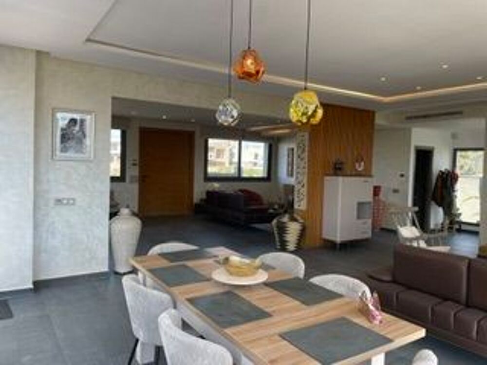 Vente Villa VILLA vue mers 4 FACES 1 PISCINE JARDIN ET 1ROOFTOP Dar bouazza casablanca (Maroc)
