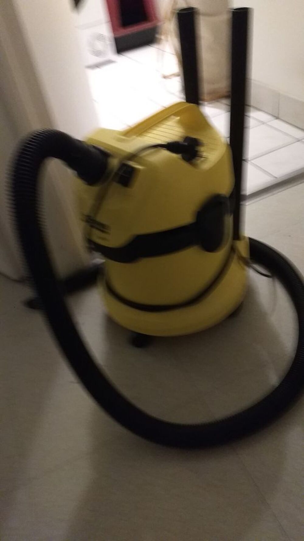 Aspirateur Karcher . Bricolage