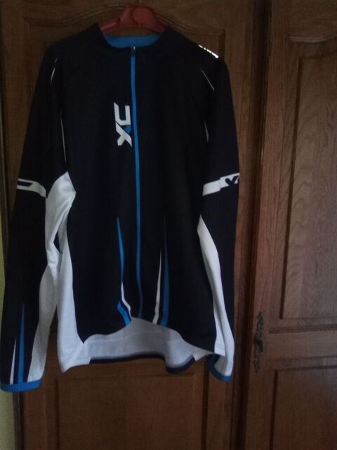 veste vélo manches longues
Renwez (08)