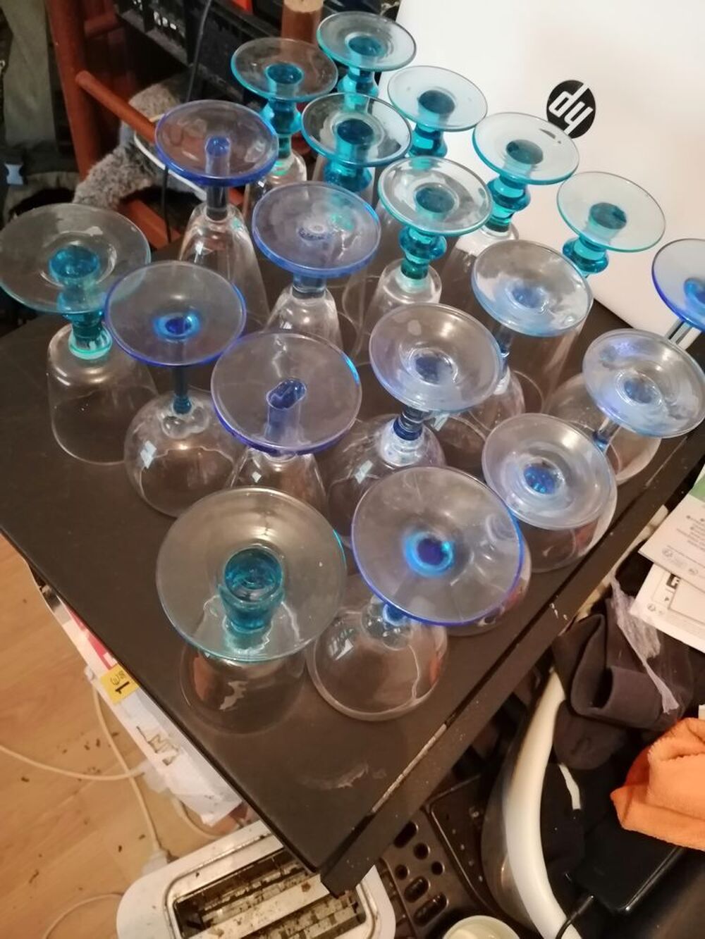 lot de 21 verres a pieds Décoration