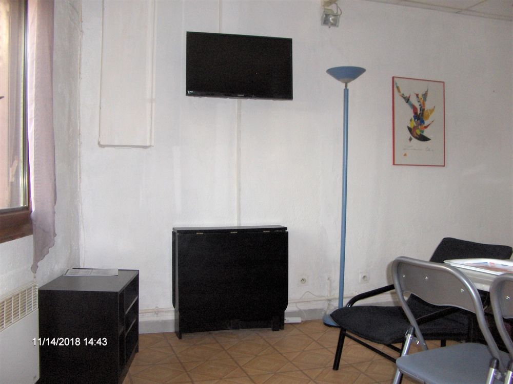Location Appartement studio meublé en RDC Avignon