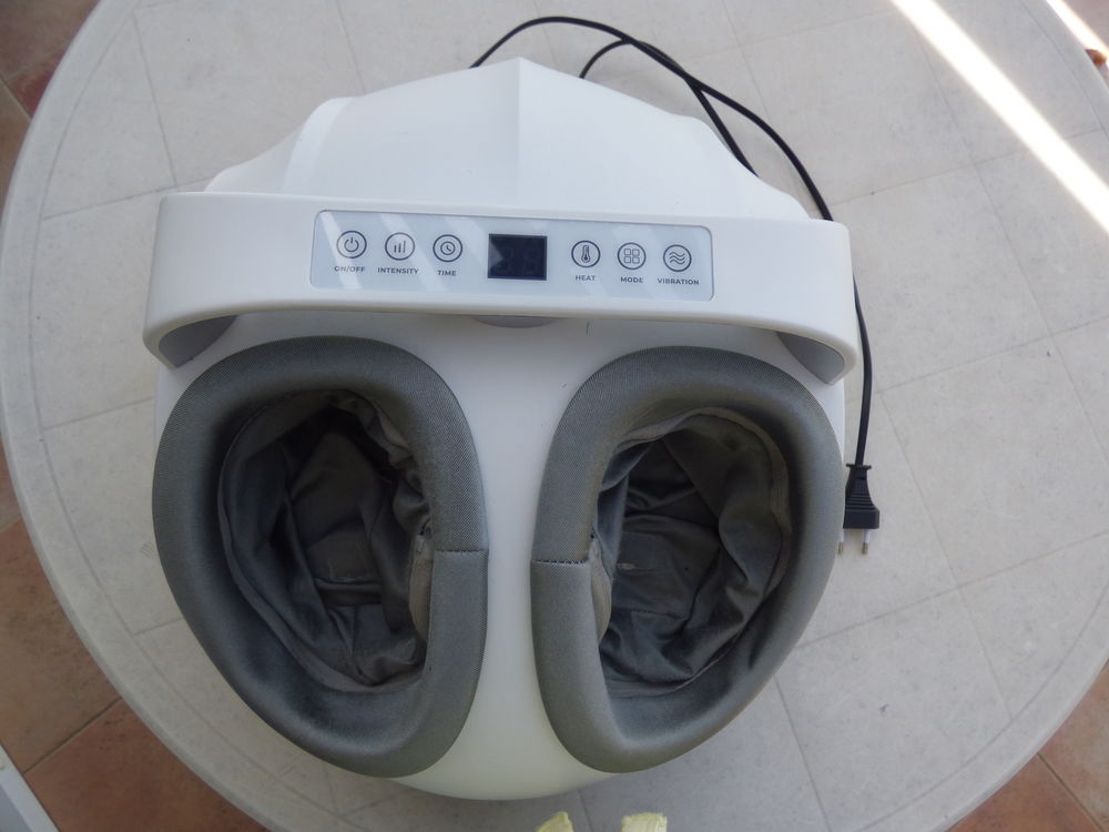Appareil de r&eacute;flexologie Electroménager