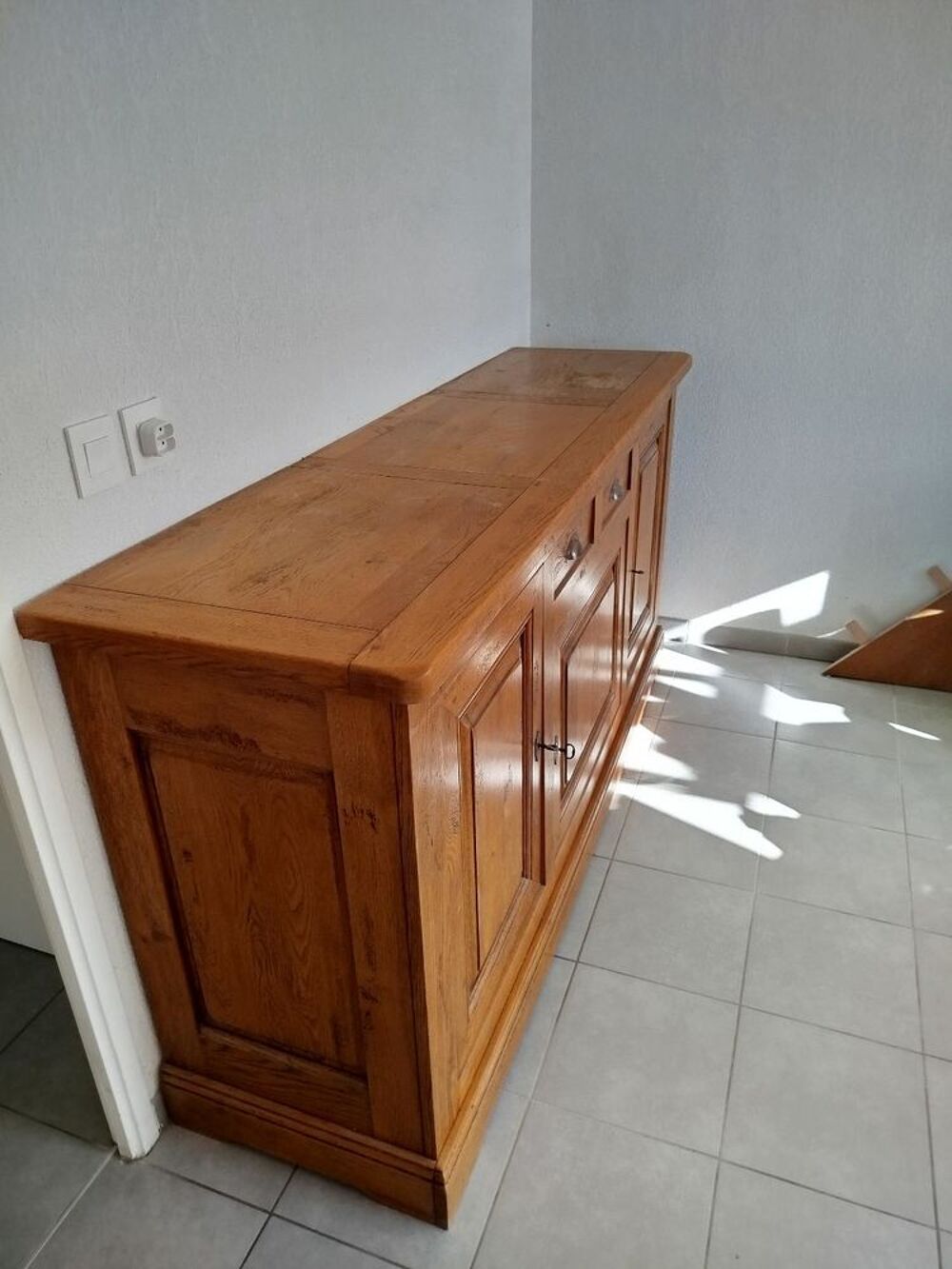 buffet bas en ch&ecirc;ne massif Meubles
