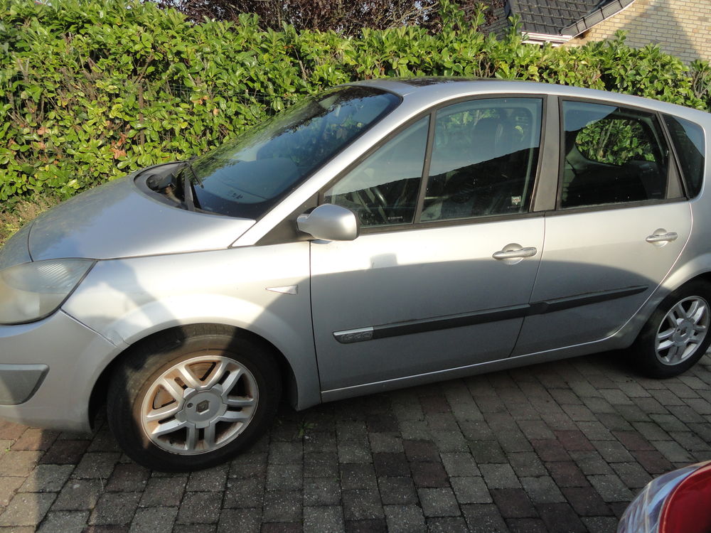 Sc&eacute;nic II Scenic 1.9 dCi 120 Confort Authentique 2005 occasion 62100 Calais