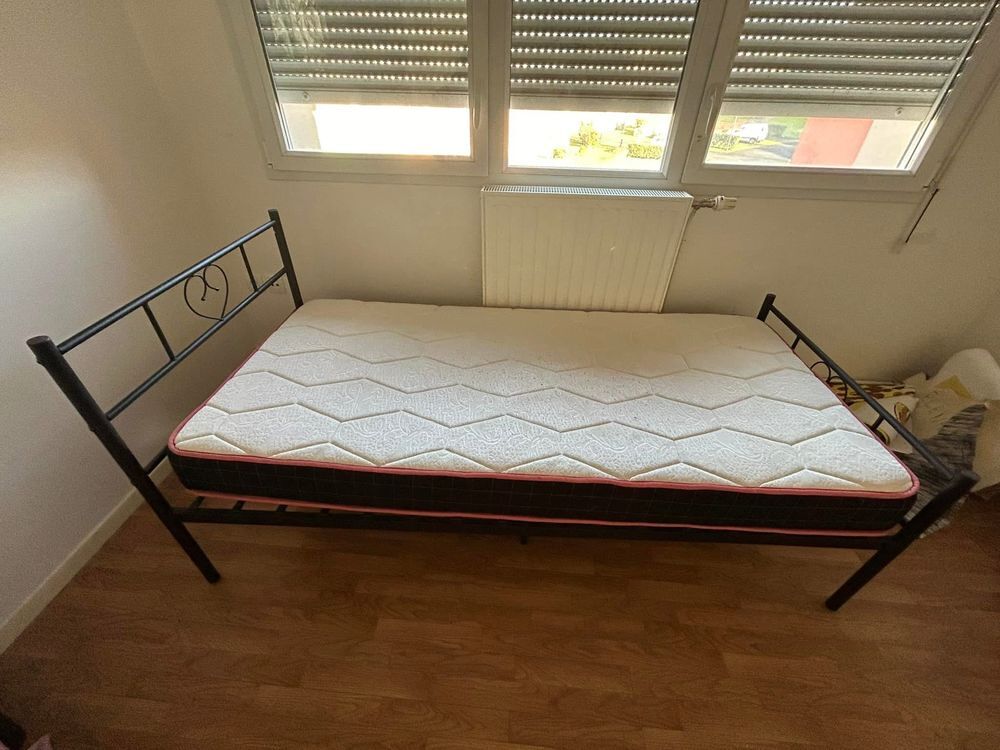 lit + matelas Meubles