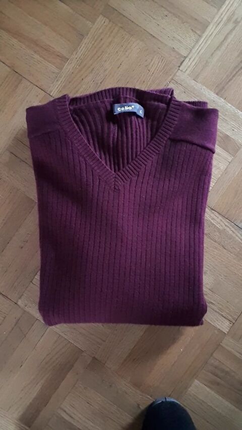 Pull V pure laine CELIO  - L - EXCELLENT �TAT 15 Villemomble (93)