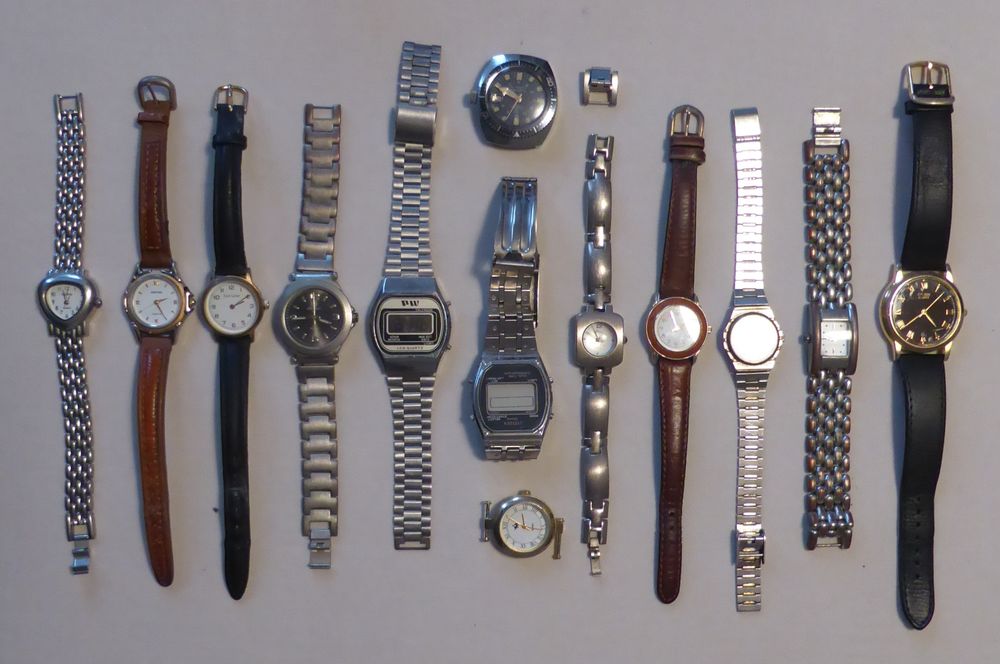 1 lot de 14 montres Bijoux et montres