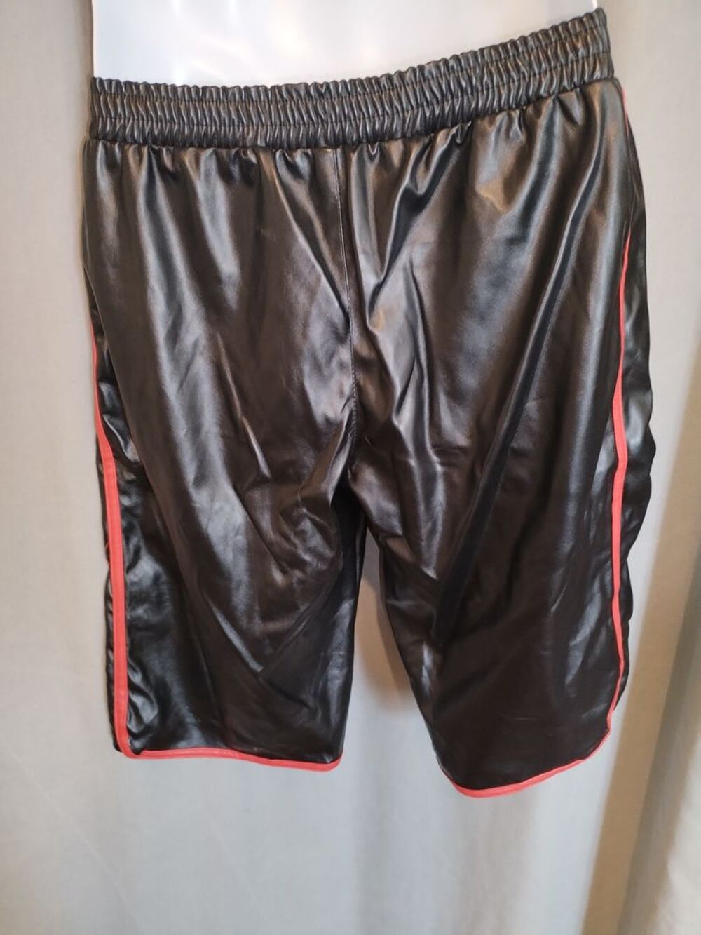 Short de bain ou de la vie de tous les jours simili cuir hom Vêtements