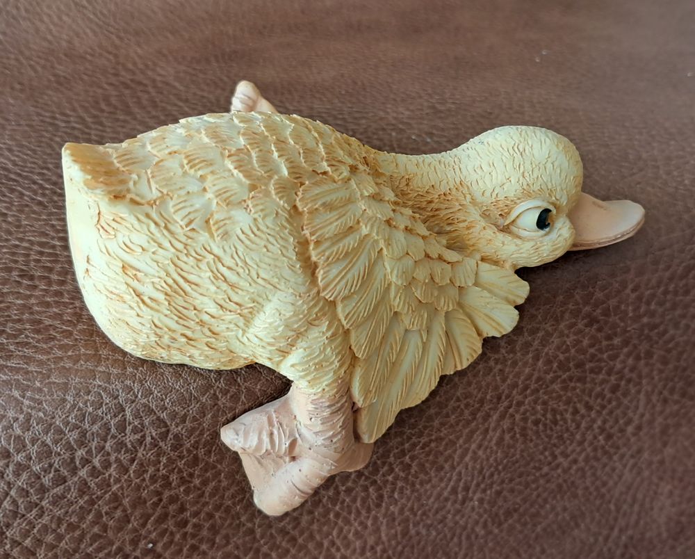lot de 4 canards humoristiques en r&eacute;sine jaune
d&eacute;taill&eacute;s Décoration