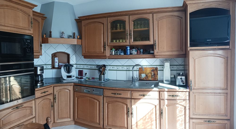 CUISINE EQUIPEE Meubles