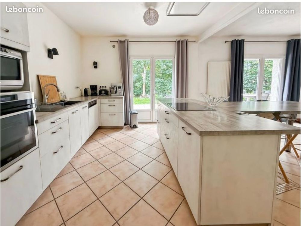 Vente Maison Superbe T5 140m2 Saint Lys Saint-lys