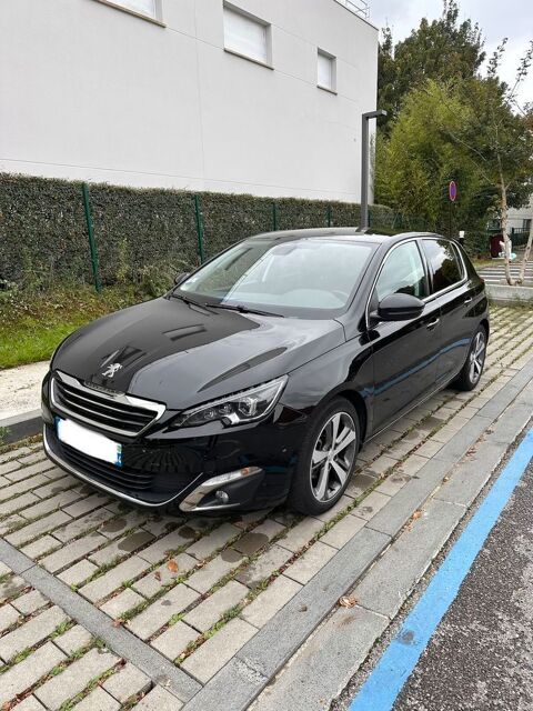 Peugeot 308 1.2 PureTech 130 EAT6 €¢ Tr&eg