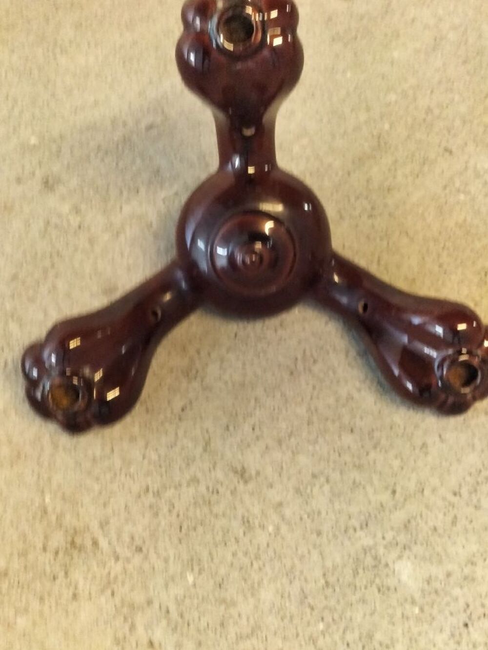 Belle pi&egrave;ce en faience Décoration
