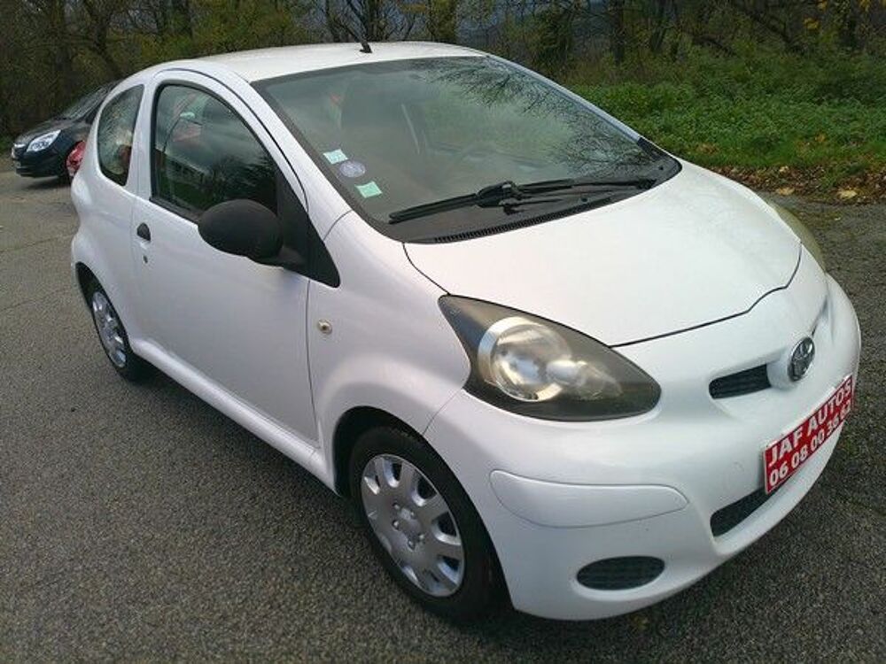 Aygo 1.0vvt-i 70cv 2012 occasion 42100 Saint-Etienne