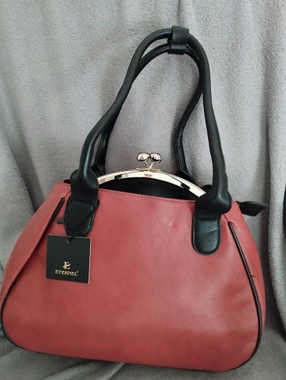Sac à online main marque eternel