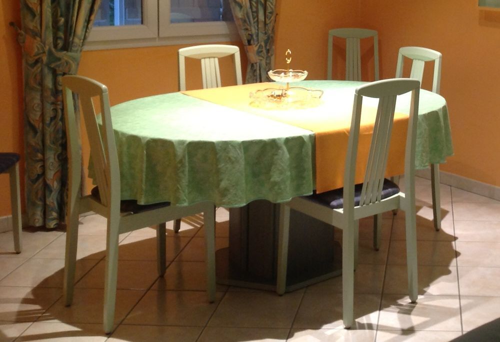 Salle &agrave; manger compl&egrave;te Meubles
