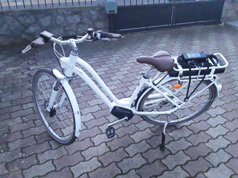 V�lo �lectrique ville pour femme 900 Colmar (68)