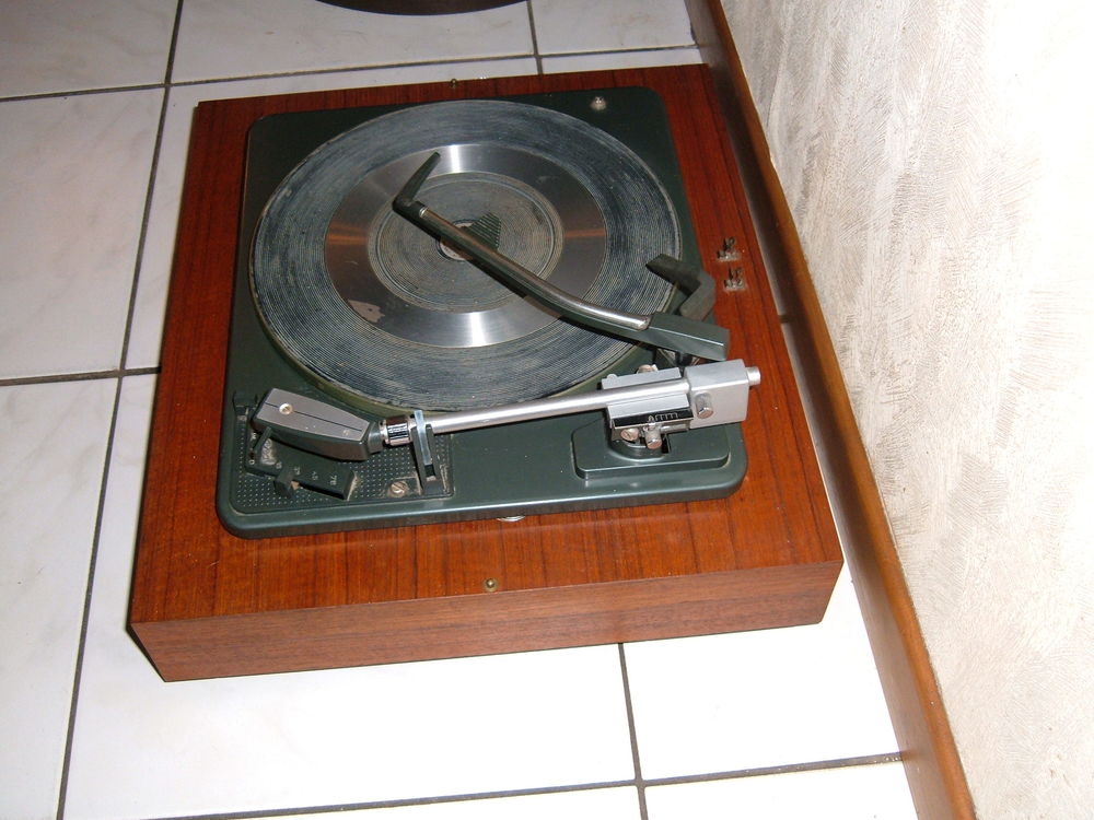 garrard AT-60 turnable vintage 60' Audio et hifi