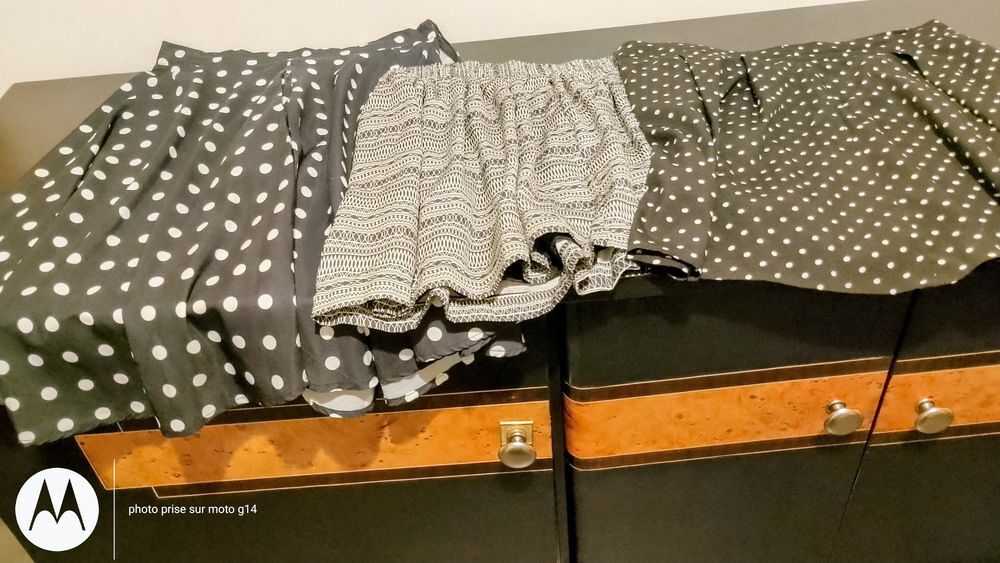 Lot de jupes et robes : 5 en Vêtements