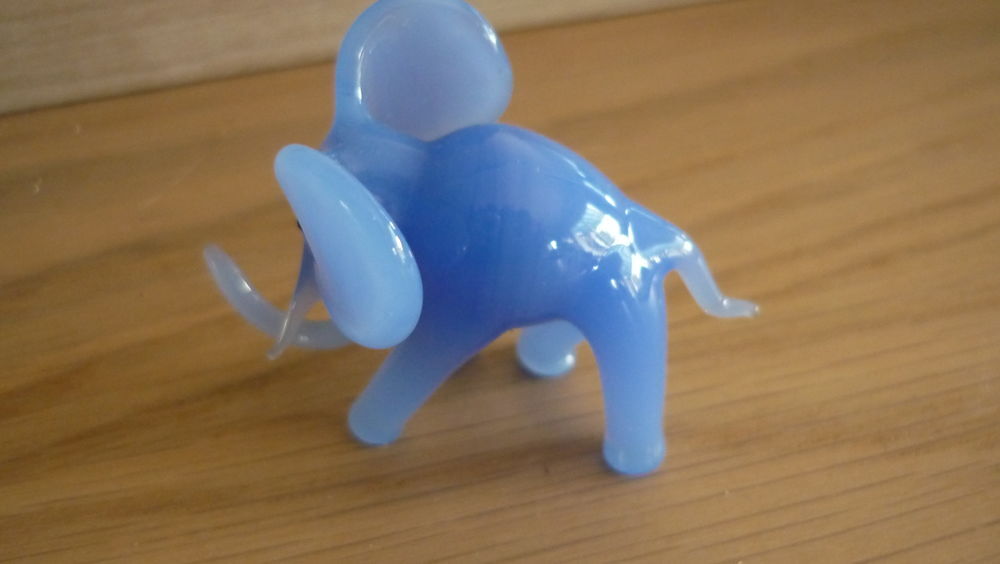 3 Figurines + Cadeaux 
