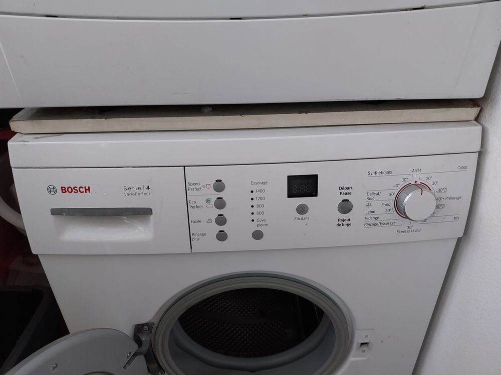 Machine &agrave; laver BOSCH / A+++ , 7 Kg / comme NEUVE Electromnager