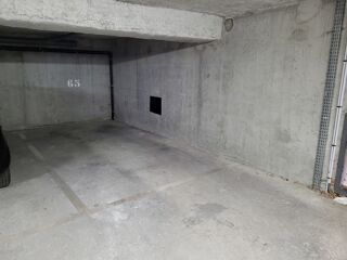  Parking / Garage  louer 13 m