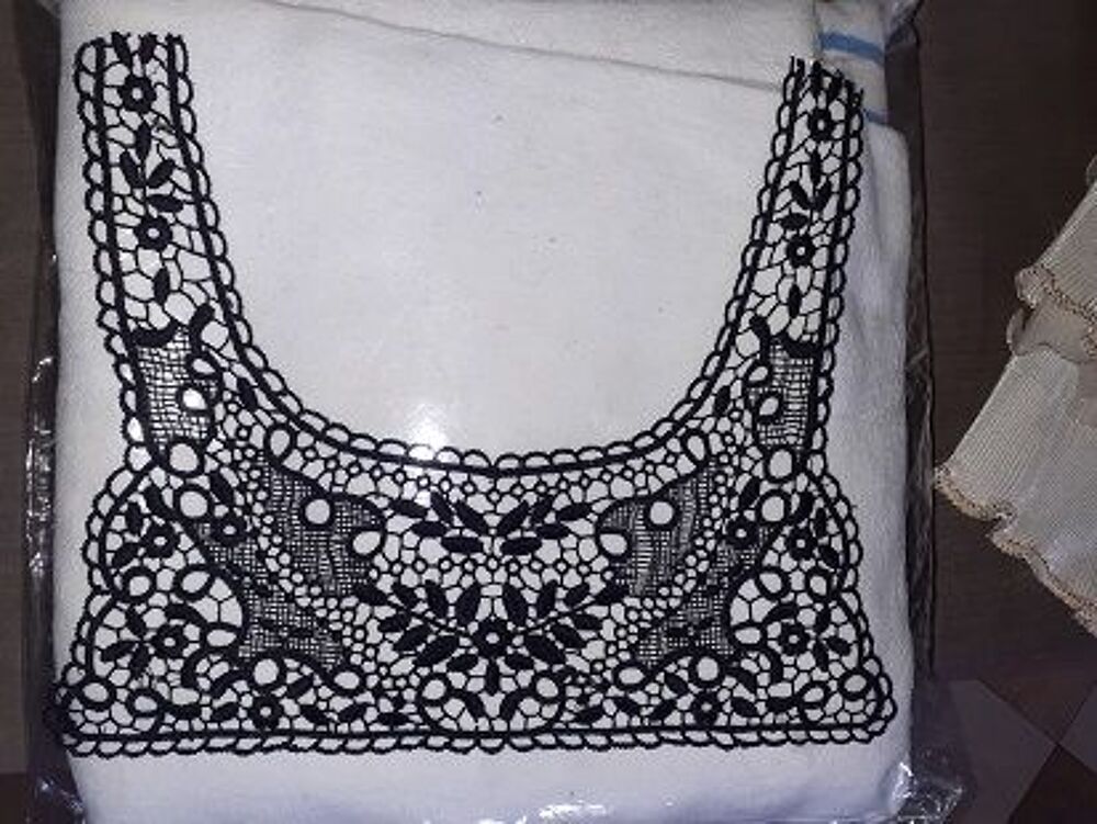 dentelle col Vêtements