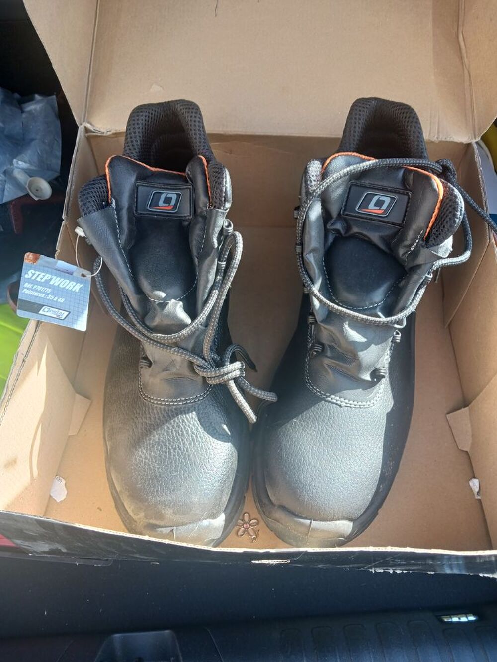 Chaussure s&eacute;curit&eacute; haute taille 47 marque jalatte Chaussures