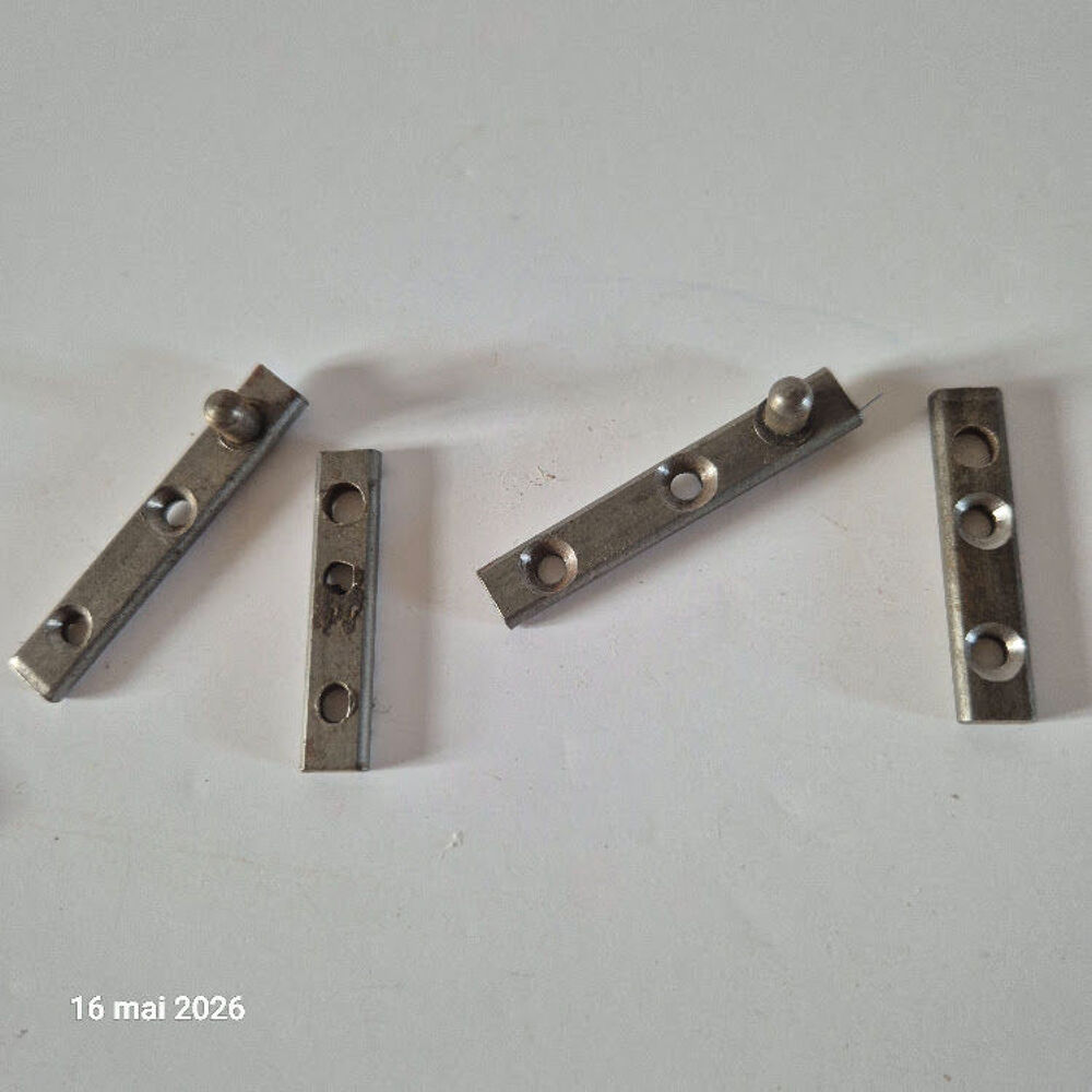 Lot de 4 charni&egrave;res pivots universelles en acier ancien Bricolage