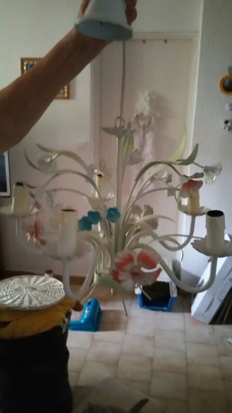 Tr�s beau lustre 10 Carpentras (84)