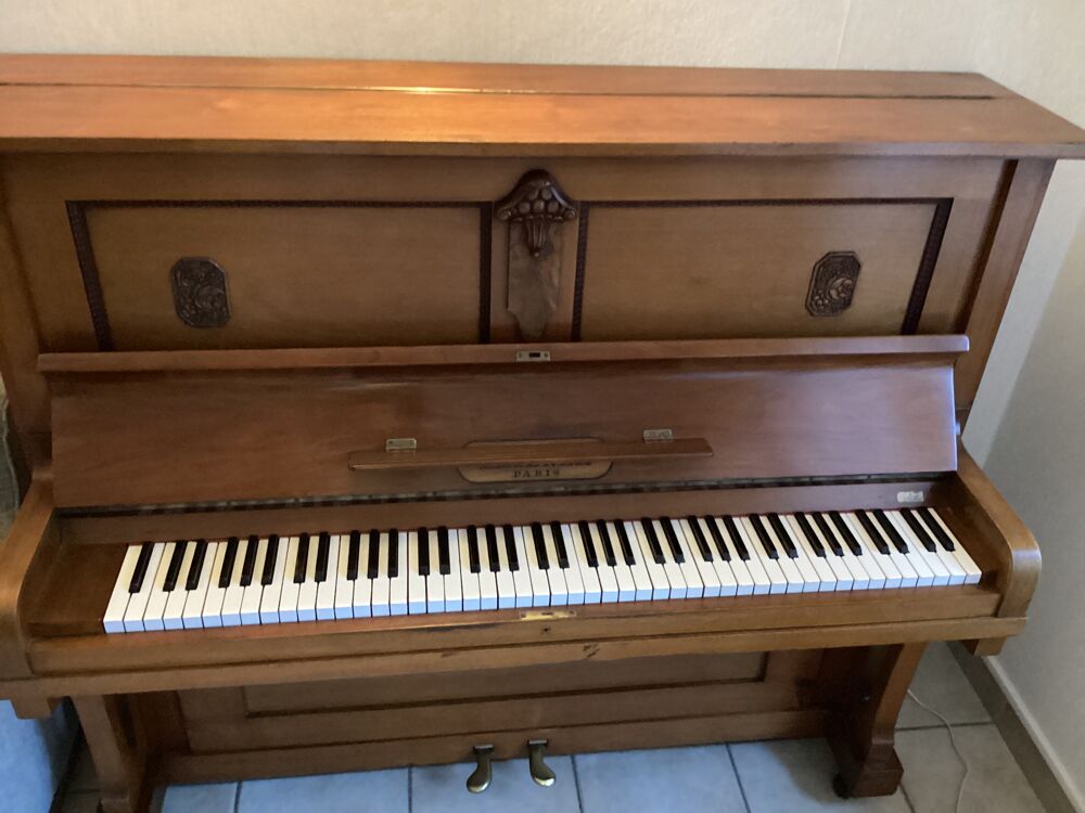 Piano LEIBNER Instruments de musique
