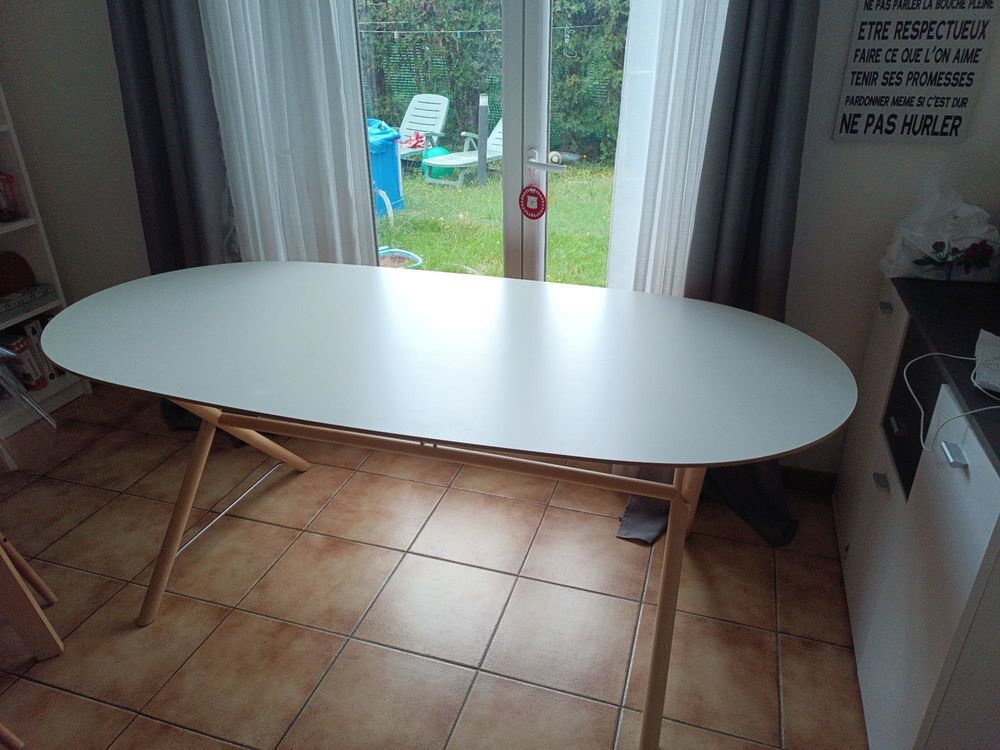 Table de salle &agrave; manger Meubles