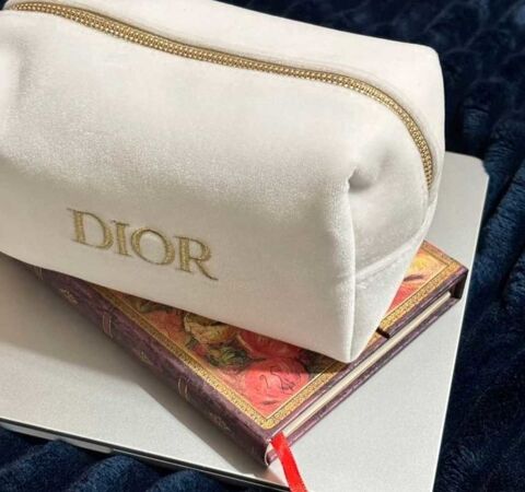 Pochette DIOR 50 Saint-Germain-en-Laye (78)