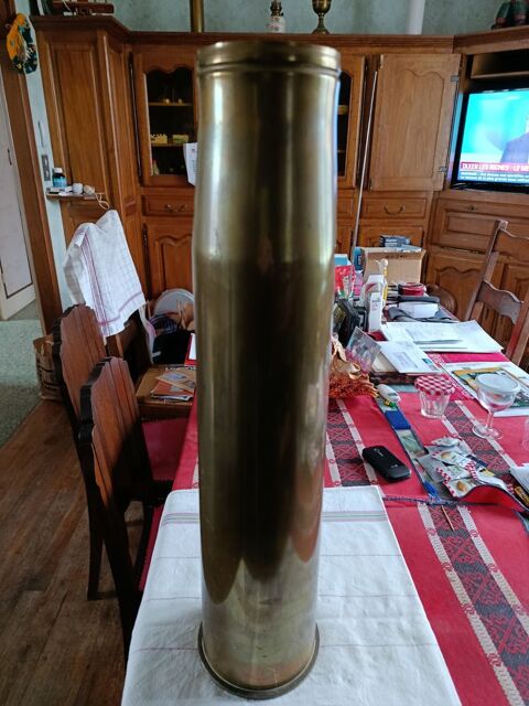 Douille d'obus de la seconde guerre mondiale 62cmx14,5cm 250 Ch�tillon-sur-Thouet (79)