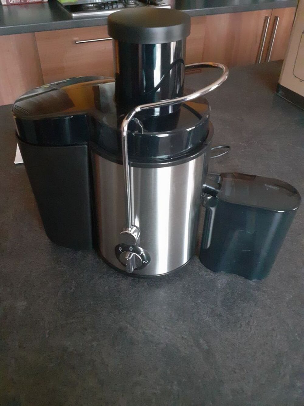 EXTRACTEUR DE JUS Electroménager