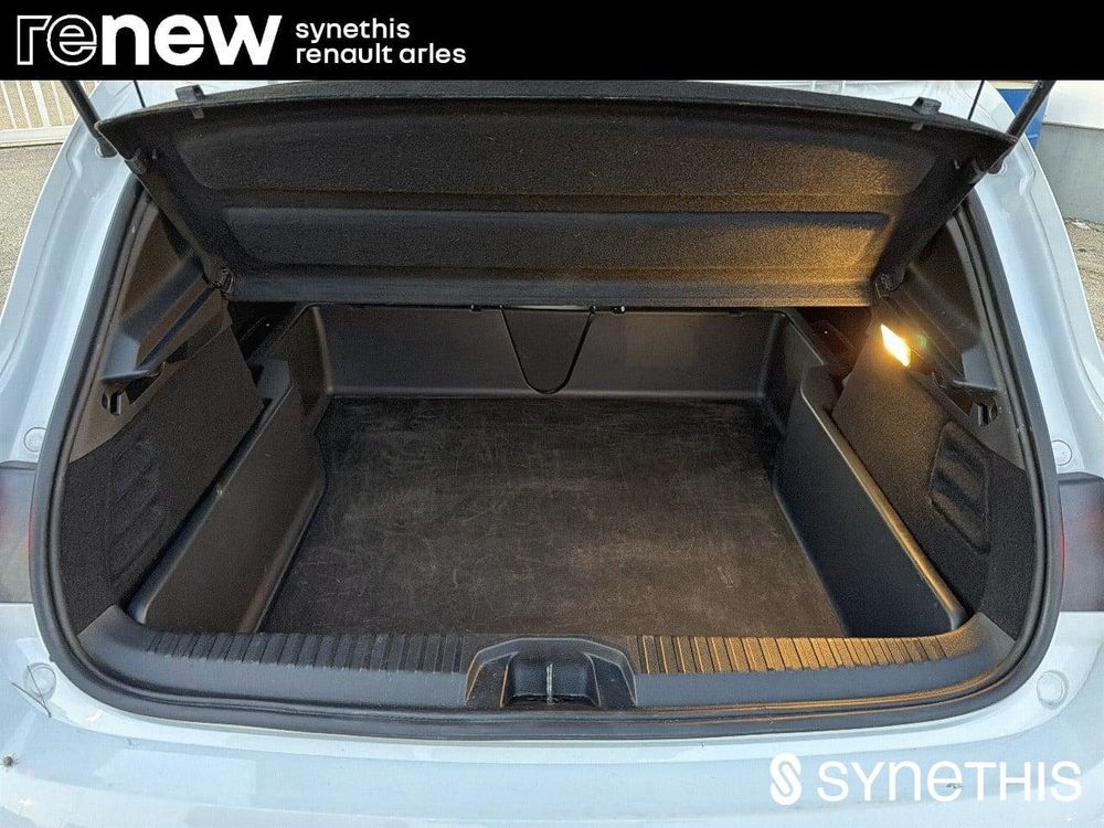 Clio IV CLIO SOCIETE E-TECH FULL HYBRID 145 EVOLUTION REVERSIBLE 2023 occasion 13200 Arles