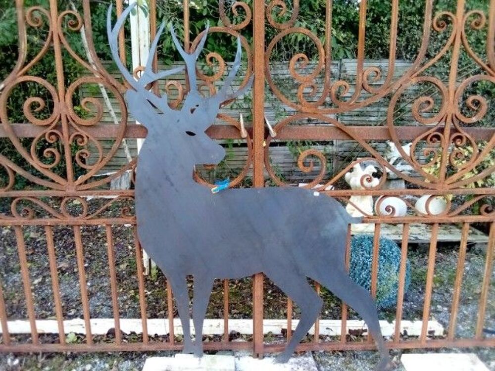 Statue Sculpture Cerf, en t&ocirc;le Décoration