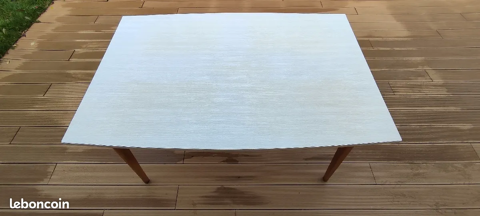 TABLE SALLE A MANGER EN FORMICA 35 Gorze (57)