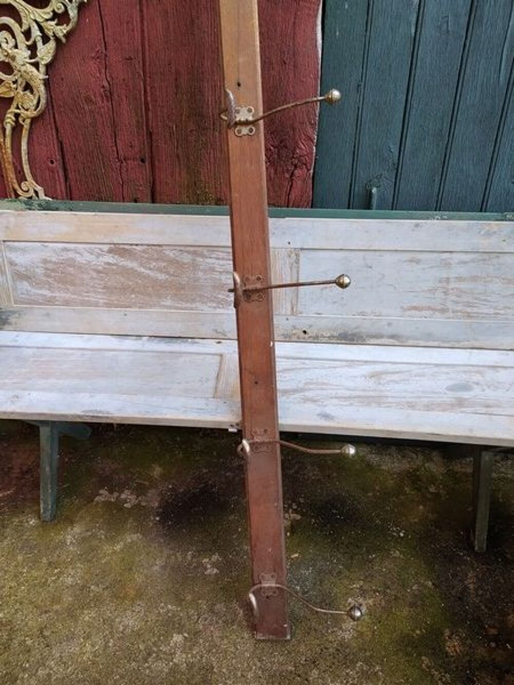 Ancien Grand Porte-Manteau Bois 6 Pat&egrave;res M&eacute;tal 
Meubles