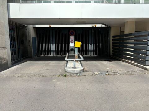  Parking / Garage  louer 14 m