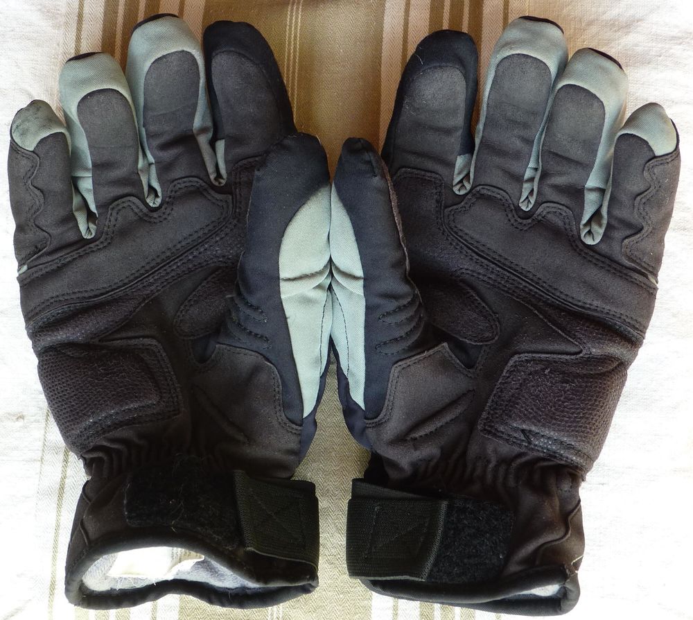 Gants de moto Dainese D Dry taille 8.5/M, chauds Sports